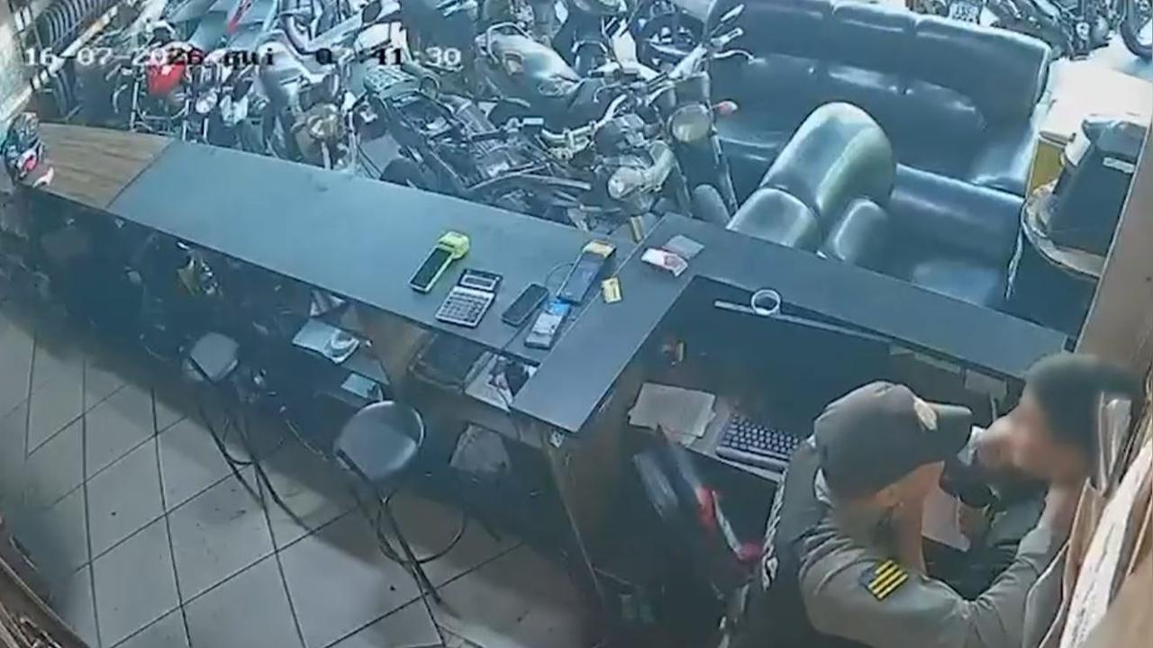 “Achou que ia morrer”, diz mãe de adolescente espancado por PM em GO