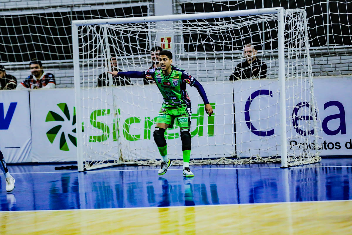 Cascavel Futsal visita o líder Atlântico em duelo importante pela Liga Nacional