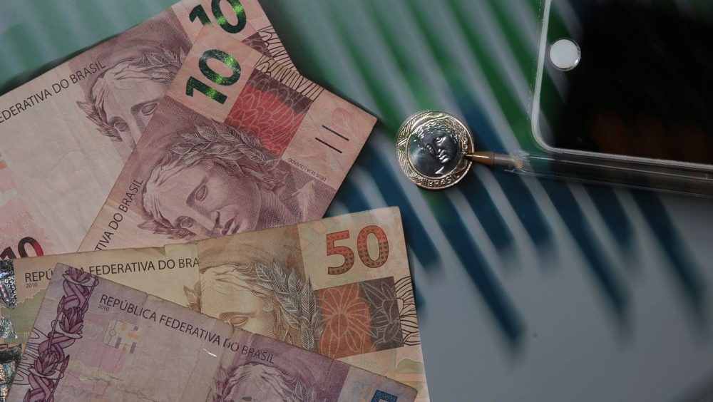 Atividade econômica cresceu 0,1% em maio Imagem referente a Atividade econômica cresceu 0,1% em maio