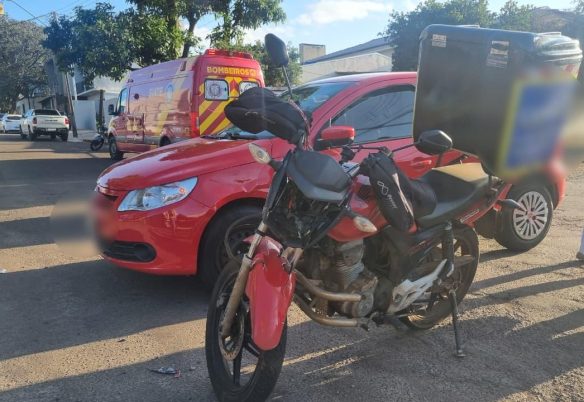 Acidente entre Gol e moto mobiliza Siate no São Cristóvão