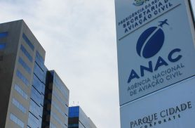 Anac alerta para risco de trote com óleo de avião após morte de piloto