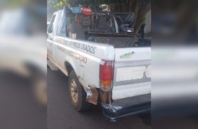 Colisão entre Honda Fit e caminhonete deixa danos materiais em Cascavel Colisão entre Honda Fit e caminhonete deixa danos materiais em Cascavel