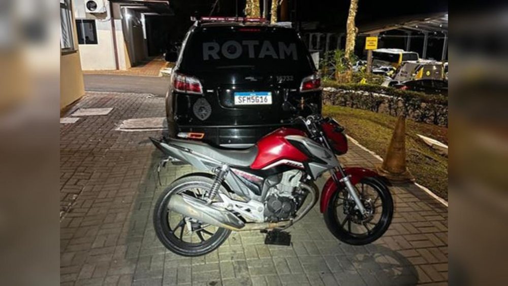 ROTAM apreende motocicleta após perseguição pelas ruas de Pato Branco Imagem referente a ROTAM apreende motocicleta após perseguição pelas ruas de Pato Branco