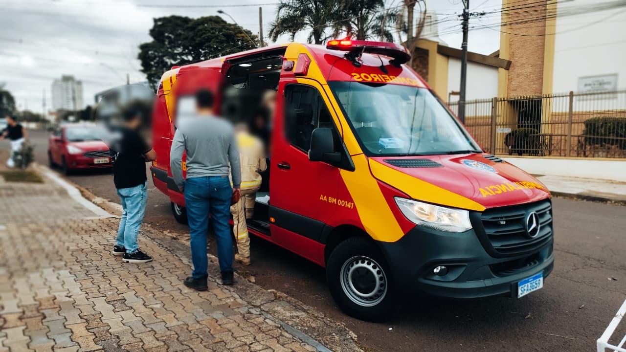Jovem fica ferida em acidente de trânsito na Machado de Assis com Pedro Ivo