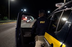 PRF e PM impedem roubo a ônibus interestadual em Corbélia