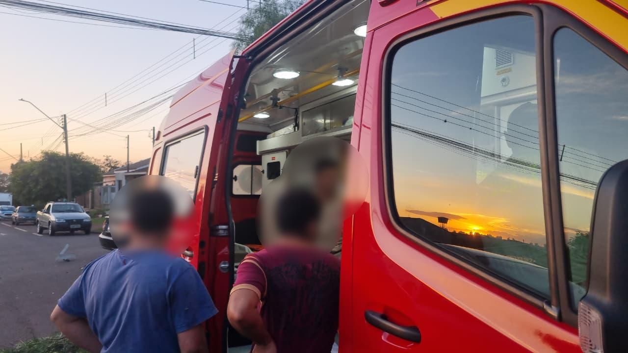 Homem quase tem a unha do pé arrancada em forte colisão no Cascavel Velho