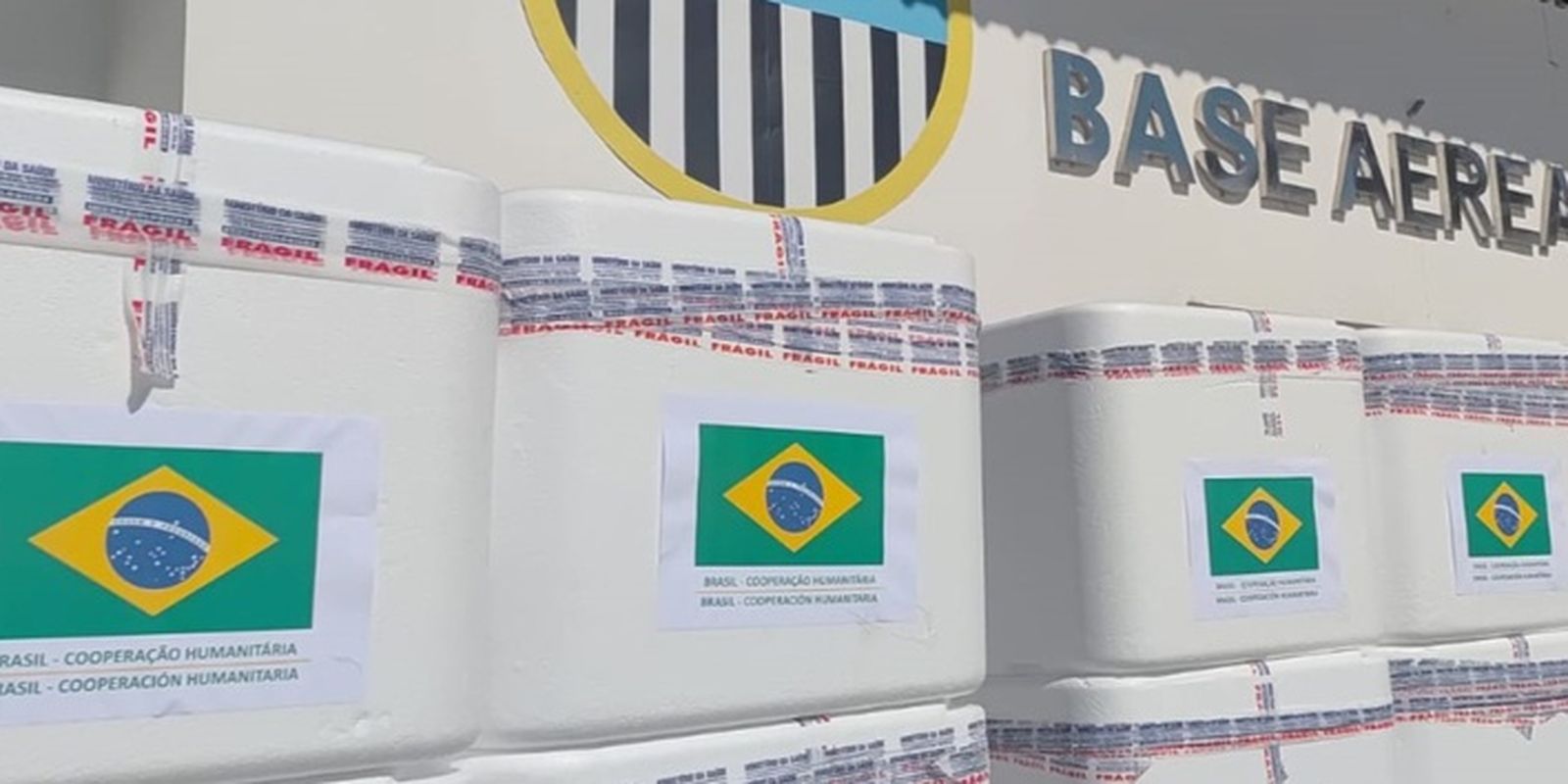 Imagem referente a Brasil envia 690 mil doses de vacinas em ajuda à Venezuela