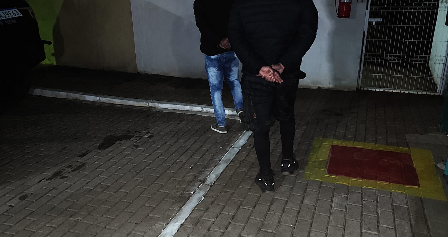 Dupla suspeita de tráfico é detida no Pacaembu