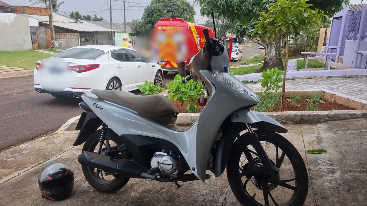 Motociclista sofre acidente após cachorro atravessar a rua repentinamente no Floresta