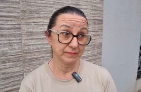 “Eles atravessam a preferencial sem dó”, diz dona de panificadora atingida por carro em colisão “Eles atravessam a preferencial sem dó”, diz dona de panificadora atingida por carro em colisão