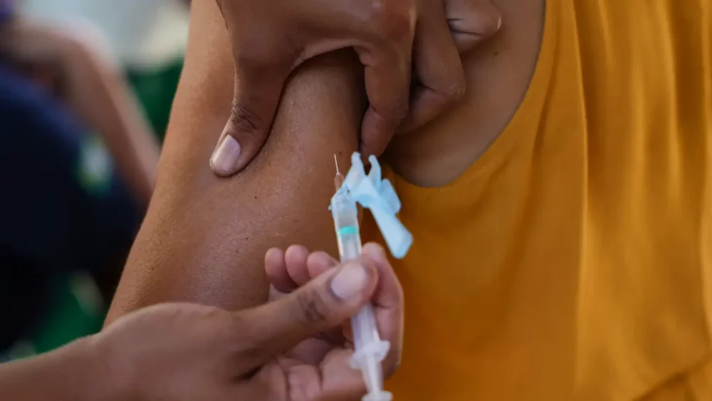 Com 13 casos de sarampo, São Paulo alerta para reforço na vacinação Imagem referente a Com 13 casos de sarampo, São Paulo alerta para reforço na vacinação