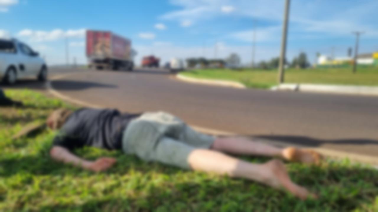 Homem se joga de carro em movimento na BR-277, em Cascavel