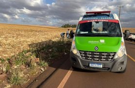 Pneu de moto estoura e provoca acidente em Mercedes