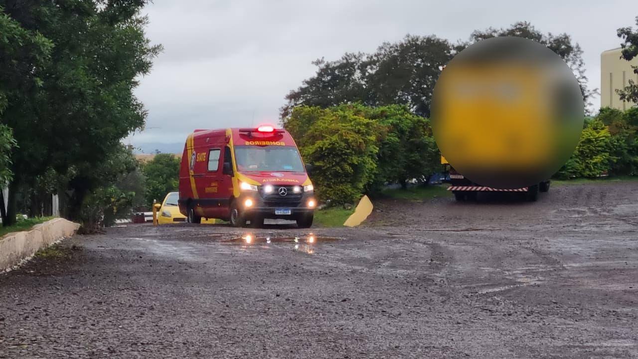 Queda de aproximadamente 4 metros deixa trabalhador ferido em Cascavel