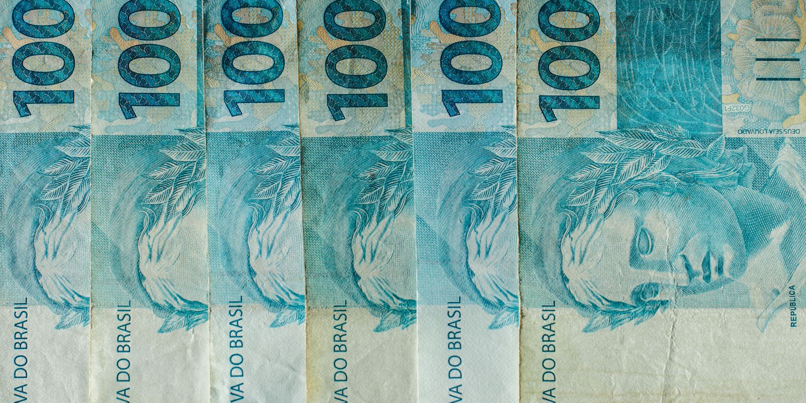 Imagem referente a Caixa paga Bolsa Família de julho a beneficiários com NIS de final 4