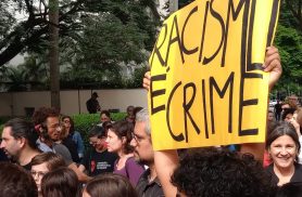 Justiça condena shopping paulista por discriminação racial