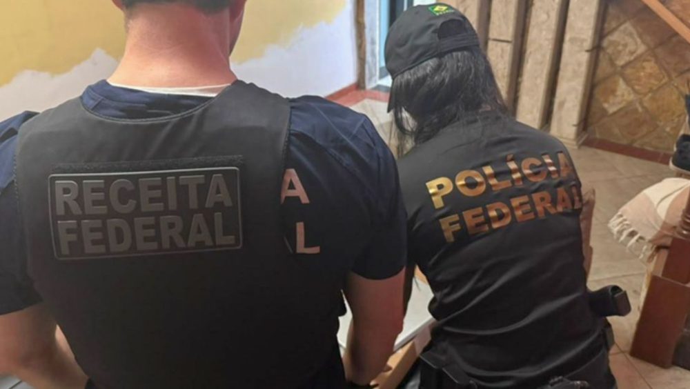 PF investiga furto de computadores e carros da Receita Federal no Rio Imagem referente a PF investiga furto de computadores e carros da Receita Federal no Rio