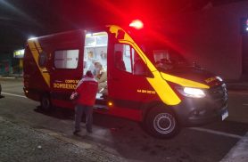 Carro e moto se envolvem em colisão no Bairro Parque São Paulo