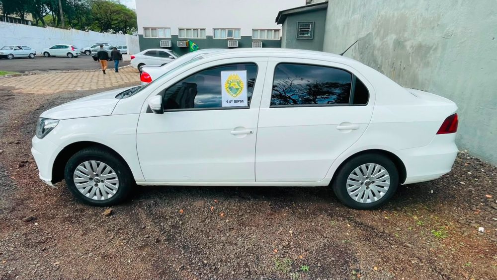 PM recupera veículo furtado e prende homem por receptação em Foz do Iguaçu Imagem referente a PM recupera veículo furtado e prende homem por receptação em Foz do Iguaçu