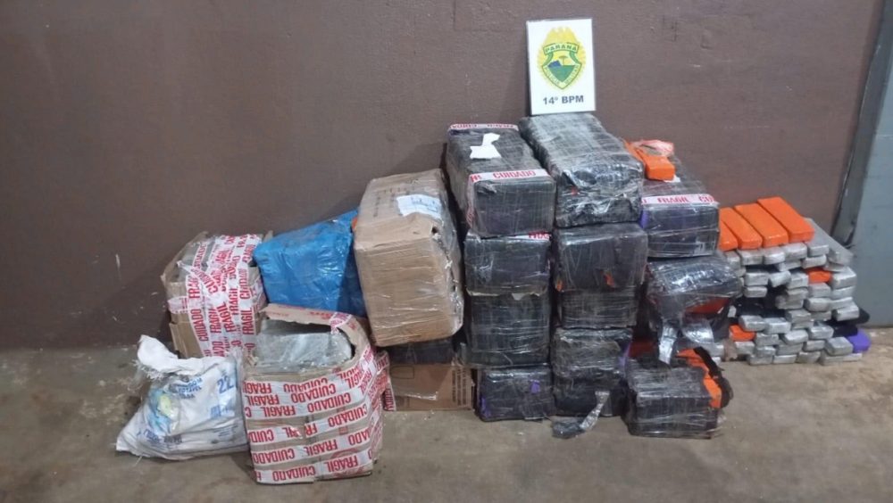ROCAM apreende mais de 460 quilos de maconha escondidos em carreta Imagem referente a ROCAM apreende mais de 460 quilos de maconha escondidos em carreta