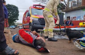 Siate socorre homem com a perna quebrada no Loteamento Melissa, em Cascavel