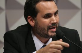 Subsídio de R$ 0,35 ao diesel não será retomado, diz ministro