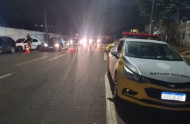 Operação OMNIS em Cascavel flagra seis motoristas sem CNH e aplica 115 multas
