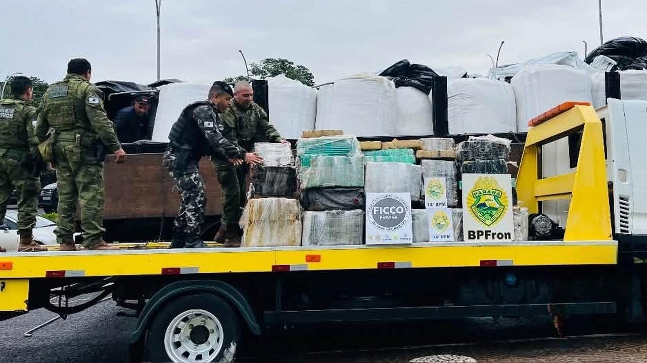 Imagem referente a Carga de arroz escondia 2,25 toneladas de maconha apreendidas na BR-277