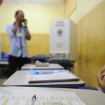 Imagem relativa a Mesários têm papel fundamental na garantia do processo eleitoral