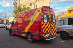 Motociclista fica ferida após colisão com carro no Bairro Esmeralda Motociclista fica ferida após colisão com carro no Bairro Esmeralda