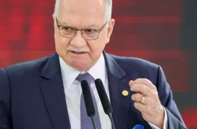 Fachin repudia fala de Milei contra Moraes e reafirma autonomia do STF