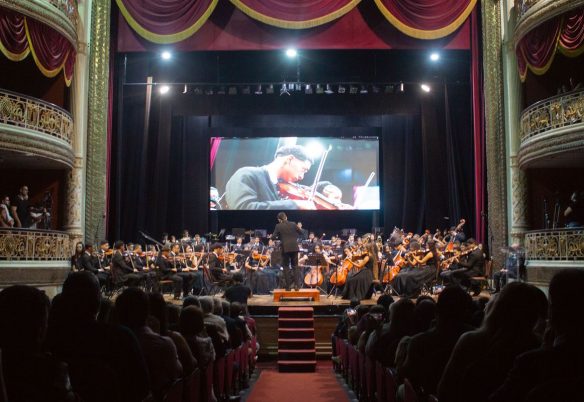 Da periferia para o mundo: concerto marca 20 anos de projeto no Recife Da periferia para o mundo: concerto marca 20 anos de projeto no Recife