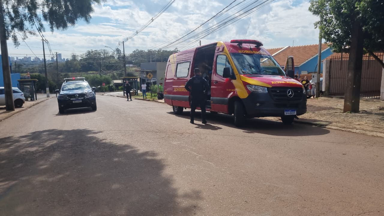 Após almoço, irmãos brigam e um leva enxadada na cabeça; equipes do Siate, PM e GM são acionadas
