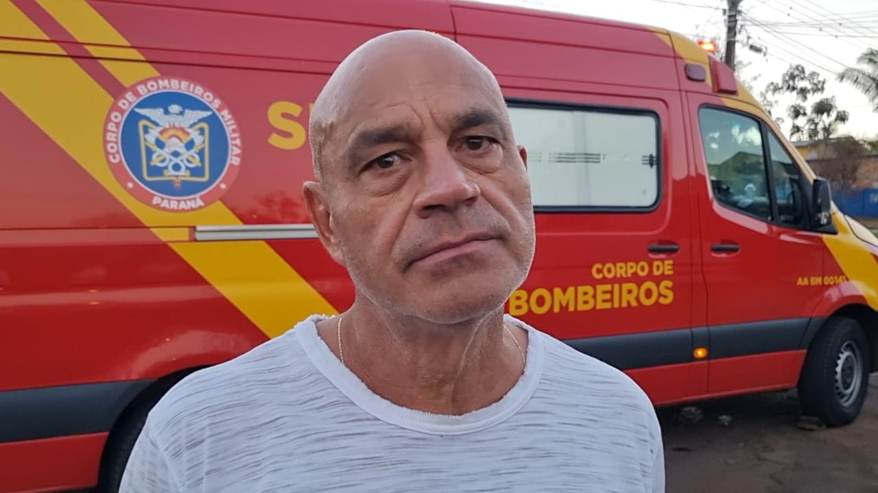 Moradores denunciam ataques frequentes de cães comunitários após homem ser mordido