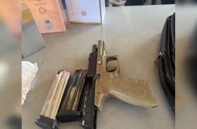 Pistola 9 mm é apreendida na Ponte da Amizade durante fiscalização da Operação Ágata Pistola 9 mm é apreendida na Ponte da Amizade durante fiscalização da Operação Ágata