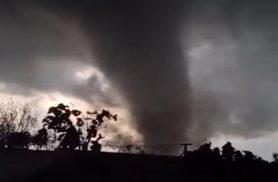 Tornado deixa rastro de destruição no Rio Grande do Sul Tornado deixa rastro de destruição no Rio Grande do Sul
