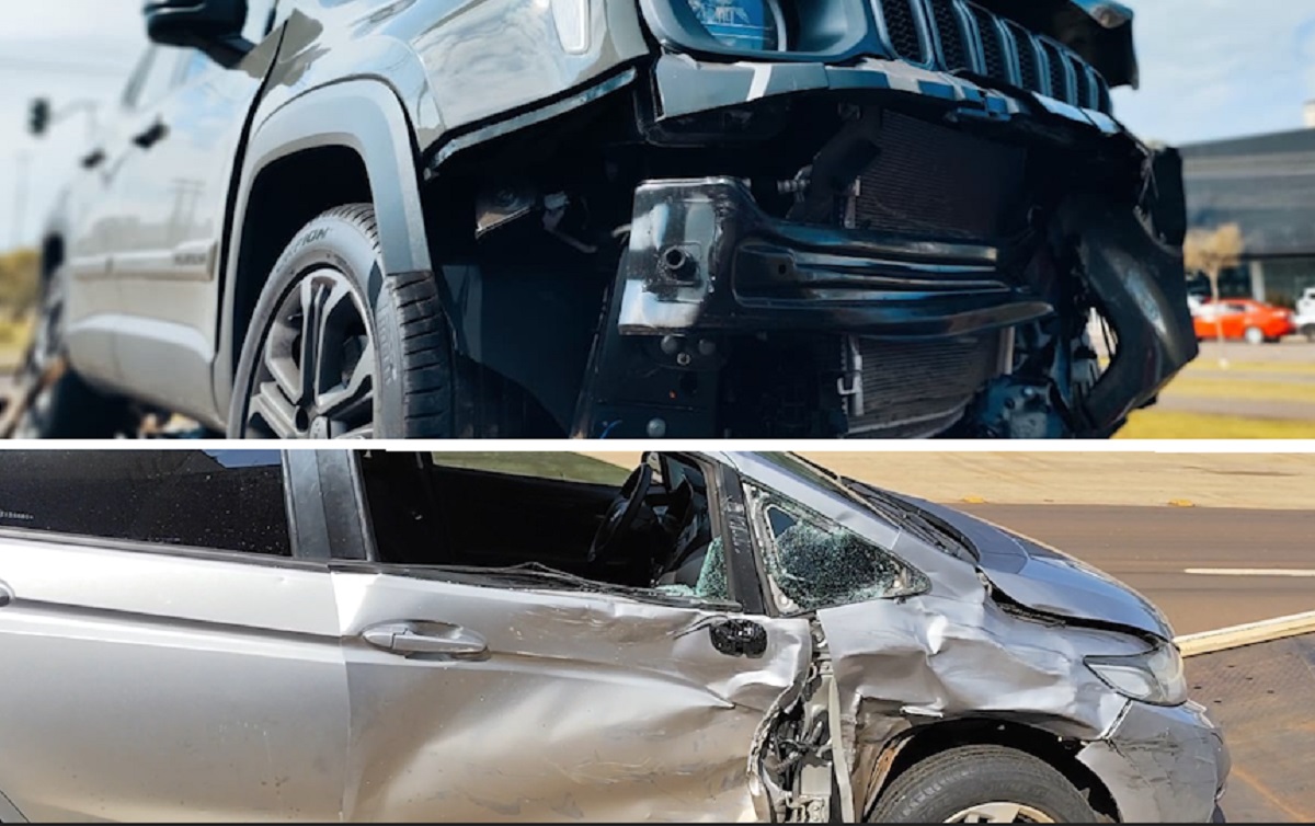 Acidente entre Renegade e Honda Fit causa lentidão na Avenida Tancredo Neves