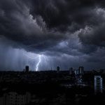Imagem relativa a Após temporal 60 mil consumidores estão sem energia no Paraná
