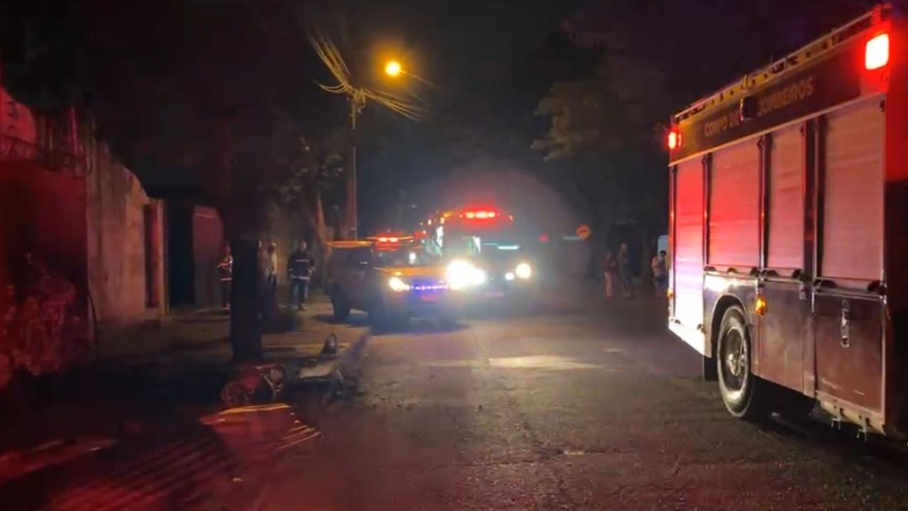 Suspeita de incêndio criminoso deixa morador em situação de rua em estado gravíssimo Imagem referente a Suspeita de incêndio criminoso deixa morador em situação de rua em estado gravíssimo