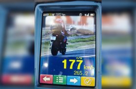 PRF flagra motociclista a 177 km/h em trecho onde o máximo permitido é 100 em Cascavel