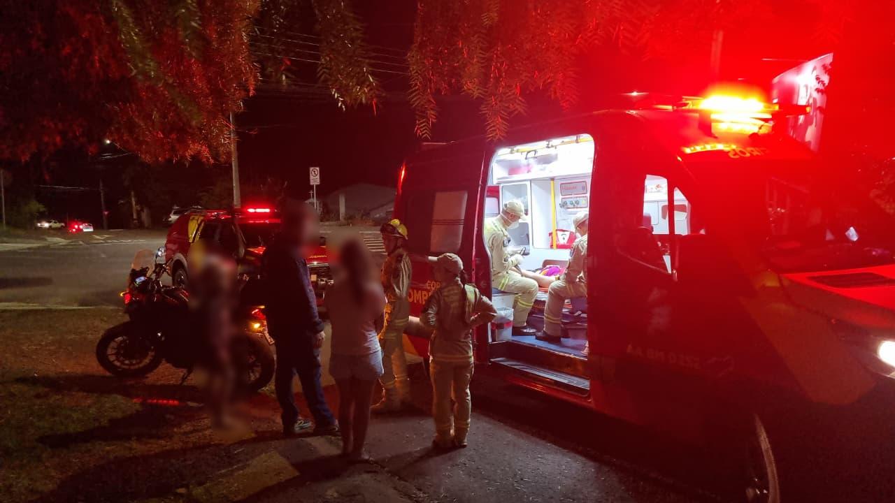 Adolescente de 17 anos fica ferida após ser atropelada no Bairro 14 de Novembro, em Cascavel