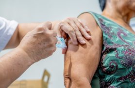 Mais de 60 mil pessoas já foram vacinadas contra a gripe em Foz; crianças têm menor cobertura