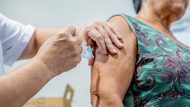 Mais de 60 mil pessoas já foram vacinadas contra a gripe em Foz; crianças têm menor cobertura Imagem referente a Mais de 60 mil pessoas já foram vacinadas contra a gripe em Foz; crianças têm menor cobertura