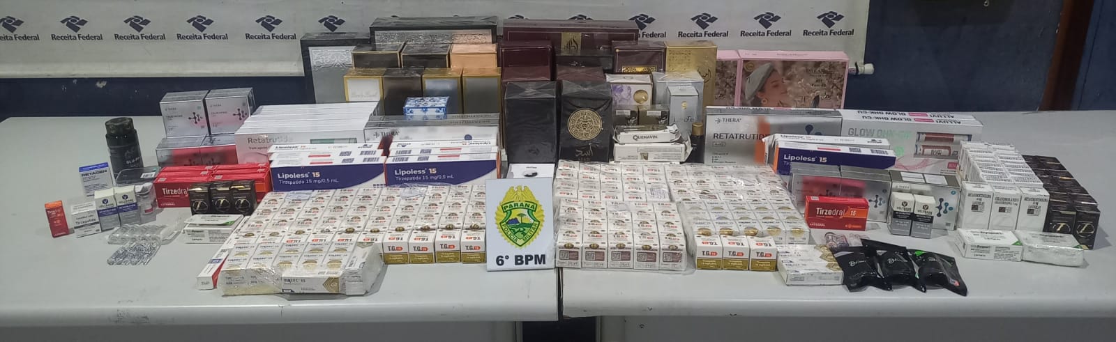 Fiscalização em ônibus na rodoviária de Cascavel termina com apreensão de centenas de medicamentos Imagem referente a Fiscalização em ônibus na rodoviária de Cascavel termina com apreensão de centenas de medicamentos