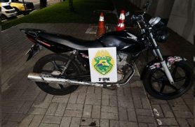 Motocicleta é apreendida após "corte de giro" e escapamento barulhento em Pato Branco