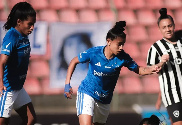 Cruzeiro vence Botafogo no Brasileirão Feminino