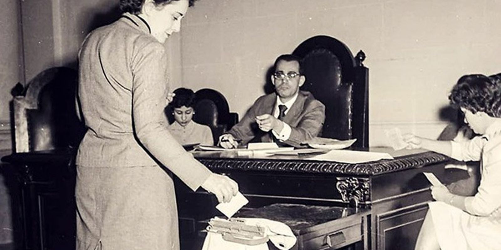 Imagem referente a Conquista do voto feminino no Brasil resistiu à misoginia histórica