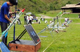 Estudantes de todo o país participam da Jornada de Foguetes 2026 Estudantes de todo o país participam da Jornada de Foguetes 2026