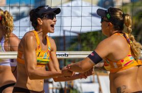 Carol e Rebecca estão na final do Circuito Mundial de vôlei de praia