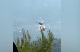 VEJA O VÍDEO: helicópteros colidem durante combate a incêndio VEJA O VÍDEO: helicópteros colidem durante combate a incêndio